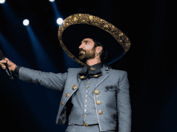 El cantante jalisciense ofrecerá un espectáculo masivo que reunirá a miles de personas en el corazón de la ciudad, en medio de las actividades culturales organizadas durante el Mundial 2026. FACEBOOK  / ALEJANDRO FERNÁNDEZ