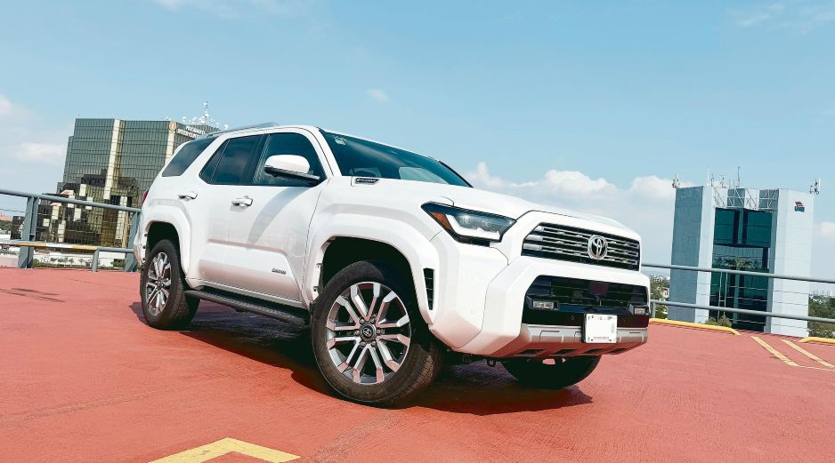 Toyota 4Runner. Combina lo último en ingeniería y un diseño robusto y elegante. CORTESÍA