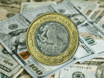 De acuerdo con los datos oficiales publicados por Banxico, el tipo de cambio finalizó la sesión ubicándose en los 17.3345 pesos por cada unidad de la divisa norteamericana. ESPECIAL / CANVA