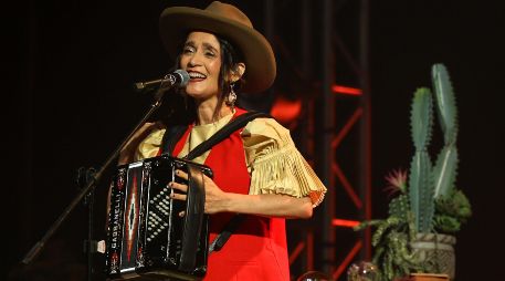 Julieta Venegas. La cantautora disfrutó su presentación en el Teatro Diana. EL INFORMADOR/A. Navarro