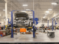 La industria automotriz es la principal fuente de divisas para el país, cuyas exportaciones generaron 59 mil millones de dólares entre enero y abril. UNSPLASH