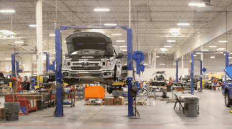 La industria automotriz es la principal fuente de divisas para el país, cuyas exportaciones generaron 59 mil millones de dólares entre enero y abril. UNSPLASH