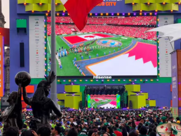 La respuesta de la ciudadanía ante la Copa del Mundo ha superado las expectativas, lo cual pudo apreciarse durante el partido contra Corea del Sur, donde cerca de 730 mil personas salieron a las calles a celebrar con saldo blanco. SUN/ARCHIVO