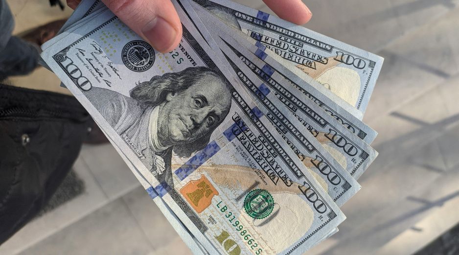 Durante los últimos siete días, el dólar acumuló una apreciación de 2.12% frente a la moneda mexicana. UNSPLASH