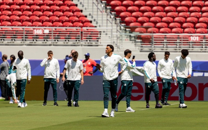 Los Socceroos en su reconocimiento a la cancha del Estadio de la Bahía de San Francisco. EFE/J. Henry