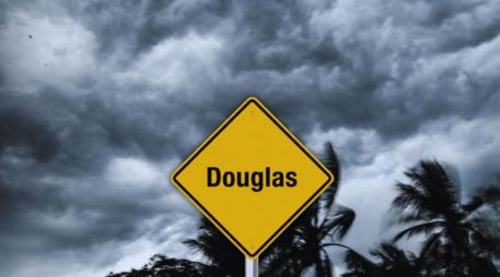 La probable evolución de este sistema hacia la tormenta tropical “Douglas” subraya la importancia de estar siempre preparados y alertas durante esta activa temporada de huracanes en el Pacífico. ESPECIAL / CANVA