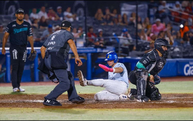 Charros de Jalisco pierde contra los Saraperos en el último encuentro de la serie en casa. CHARROS DE JALISCO