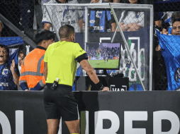 La tecnología arbitral define el rumbo del Mundial 2026; entender sus nuevas reglas es vital para gritar cada gol. EFE/ARCHIVO