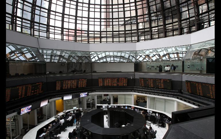 La BMV se apuntó cierres negativos en tres de las últimas cuatro semanas. EFE/ARCHIVO