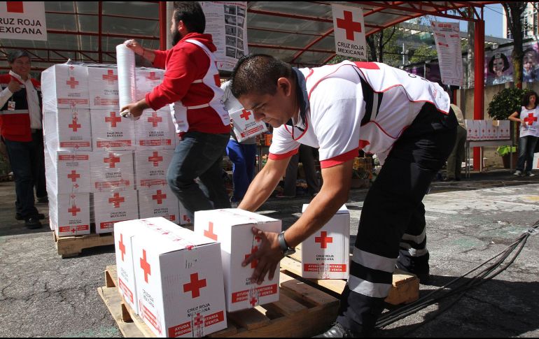 La Cruz Roja Mexicana habilitó una campaña de donativos económicos para apoyar a las familias afectadas por los terremotos en Venezuela. NOTIMEX/ARCHIVO