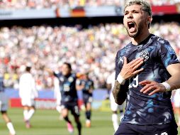 La Albirroja avanzó a octavos de final y firmó la mayor campanada del torneo al dejar fuera a una de las favoritas al título. EFE