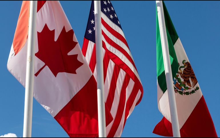 Las revisiones anuales abren la puerta a negociaciones y cambios sujetos a circunstancias imprevisibles y acaban con la confianza de los empresarios en la solidez del pacto norteamericano. ESPECIAL / CANVA