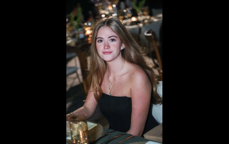 Ana Camila González. GENTE BIEN JALISCO / Graduación del Canadian School Class of ’26