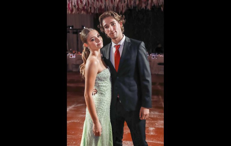 Majo Gómez y Luis Plasencia. GENTE BIEN JALISCO / Graduación del Colegio Los Altos