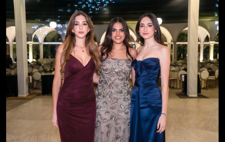 Majo Pelayo, Victoria Lizárraga y Paloma Castellanos. GENTE BIEN JALISCO / Revista del 3 de julio 2026