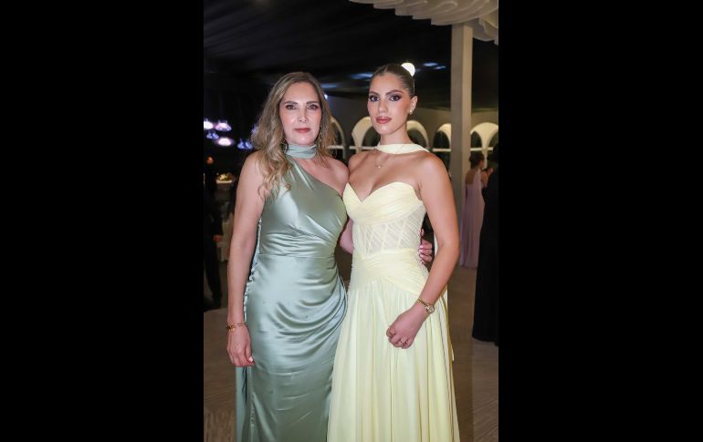 Gabriela Hernández y Victoria Zambrano. GENTE BIEN JALISCO / Graduación de la Generación 2026