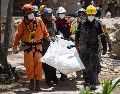 Al este de la capital, unos tres edificios colapsaron por completo y unos 80 sufrieron daños. EFE /  R. Peña