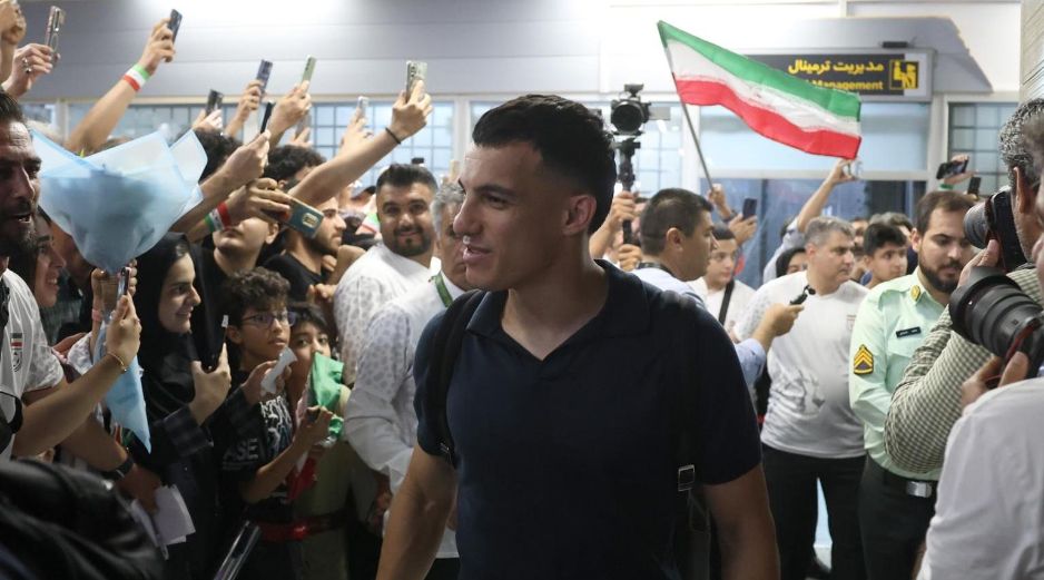 Con júbilo, Teherán recibió a la selección de Irán tras su eliminación del Mundial 2026. EFE / EPA / ABEDIN TAHERKENAREH