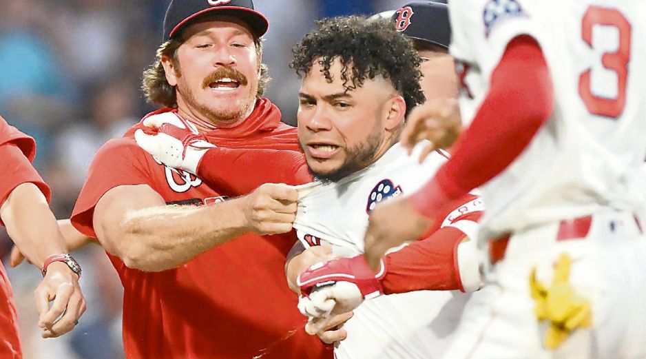 Wilson Contreras. El venezolano  fue expulsado por segundo juego consecutivo. AFP
