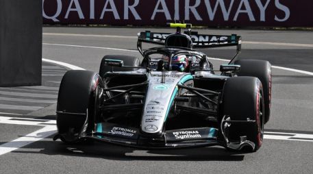 Kimi Antonelli logró la pole position para el Gran Premio de Gran Bretaña 2026 en el mítico Circuito de Silverstone. EFE / P. Powell