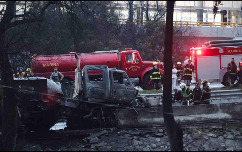 La explosión que dejó 32 personas fallecidas en Iztapalapa en septiembre de 2025 motivó nuevos lineamientos en el transporte de gas LP. Su cumplimiento y supervisión han fallado. SUN/C. Mejía
