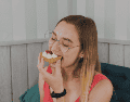 La sensación de querer un postre después de comer responde, en muchos casos, a una combinación de procesos biológicos, hábitos cotidianos y preferencias sensoriales. CANVA