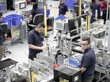 México se mantiene como punto estratégico para la reconfiguración de las cadenas de proveeduría a pesar de la incertidumbre por el comercio y las políticas industriales en torno al T-MEC. EFE / ARCHIVO