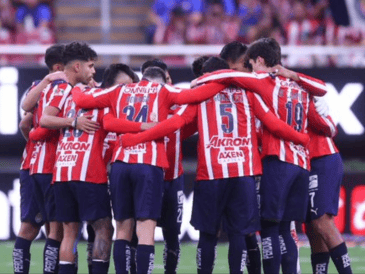 El próximo lunes 13 de julio será cuando los cinco futbolistas se reporten en las instalaciones de Verde Valle. X/@Chivas
