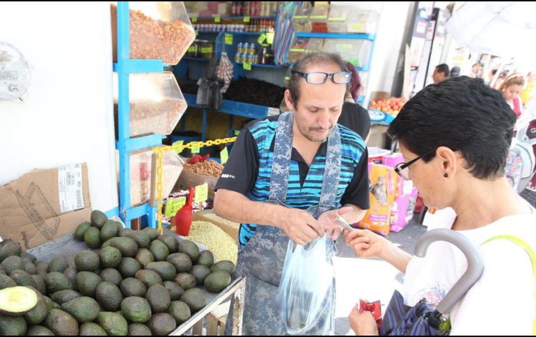Uno de los productos con mayor incidencia al alza en junio fue el aguacate, con un incremento mensual del 24.53%. EL INFORMADOR / ARCHIVO