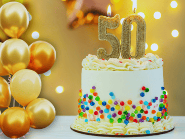 Llegar a los 50 años marca el inicio de una madurez liberadora, donde soltar el equipaje innecesario se convierte en la clave definitiva del bienestar psicológico. ESPECIAL / CANVA
