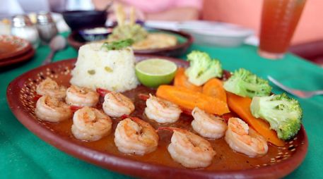 Prepara tu paladar y déjate sorprender por los sabores que la Riber de Chapala tiene para ofrecer. EL INFORMADOR / ARCHIVO