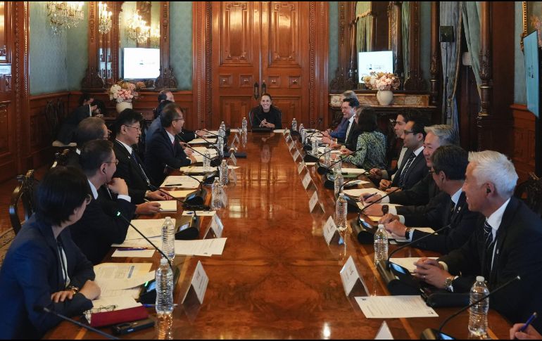 La mandataria destacó la presencia de empresas japonesas en territorio nacional y subrayó que actualmente existen mil 600 compañías de ese país establecidas en México. X/ @Claudiashein.