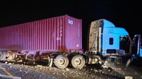Autoridades de Protección Civil Jalisco y personal de la operación de la Autopista fueron los primeros en responder a las emergencias. ESPECIAL