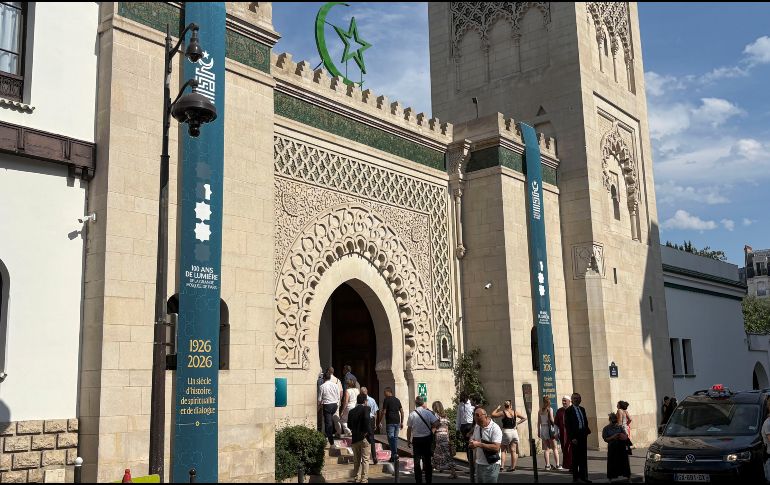 La mezquita toma parte en la certificación 'halal' de productos alimenticios. EFE