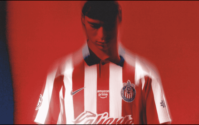 El factor nostalgia juega un papel crucial en la aceptación de este nuevo jersey. Tiendas Chivas