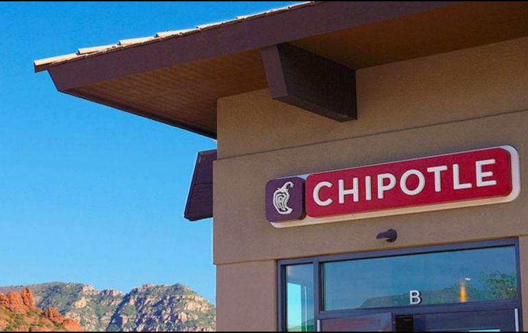 Chipotle llegó oficialmente a México con la apertura de su primer restaurante, donde ofrecerá su característico menú. INSTAGRAM/@chipotle