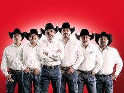 A lo largo de su trayectoria, Intocable ha vendido más de 55 millones de discos y ha colocado 21 canciones en el número uno de las listas de música regional mexicana. EFE/Nevarez Communication