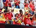 Aficionados de España esperan el inicio de la final del Mundial 2026 que disputan este domingo los combinados de España y Argentina en el MetLife Stadium de Nueva Jersey (EEUU). EFE / Lavandeira Jr.