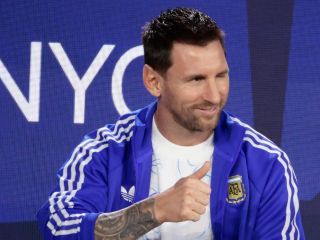 Descubre cuántos goles necesita Lionel Messi en la final del Mundial 2026 para asegurar la Bota de Oro y convertirse en el máximo goleador histórico. EFE/L. Jr