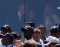 En redes sociales y en agencias de diversos medios de comunicación circulan fotografías de Claudia Sheinbaum en un palco del estadio, acompañada por los representantes de los tres países anfitriones. EFE / A. Colmenares.