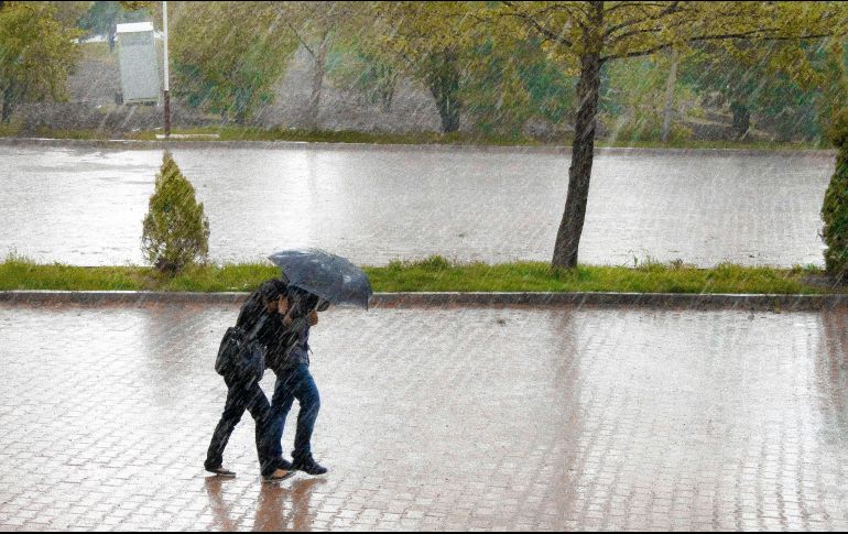 La zona sur del estado presentará densa nubosidad y precipitaciones severas a lo largo de este martes. Unsplash