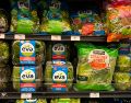 La marca Taylor Farms se vende en las sucursales de cadenas de supermercados como Walmart y Bodega Aurrera. EL INFORMADOR/J. Velazco