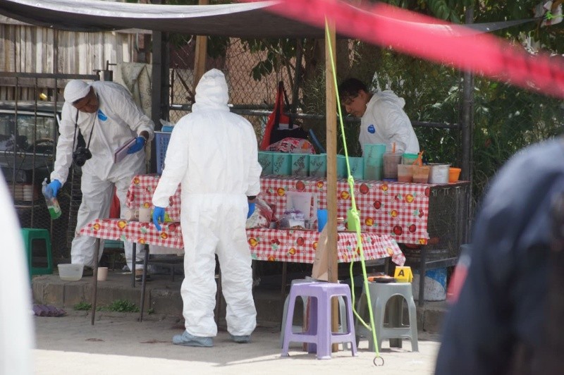 Alejandro Aguilar fue asesinado esta mañana mientras desayunaba en un puesto de comida ubicado al interior del fraccionamiento La Esmeralda, en San Pablo Etla. SUN/E. Hernández