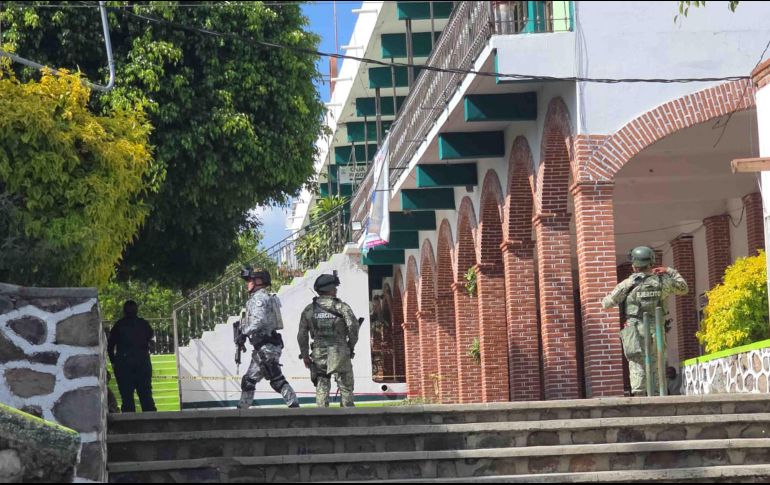 En la operación participaron agentes de la Fiscalía del Estado de Morelos y elementos del ejército. SUN/J. Miranda