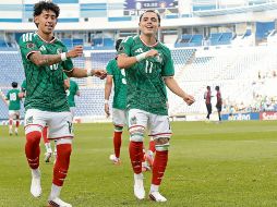 La mancuerna de Santiago Sandoval y Hugo Camberos fue el motor ofensivo de México ayer en la cancha de Puebla. IMAGO7