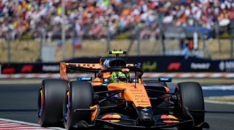 Esta es además la primera ocasión en la que Lando Norris arrancará desde la pole position como campeón del mundo. EFE / T. Vasvari