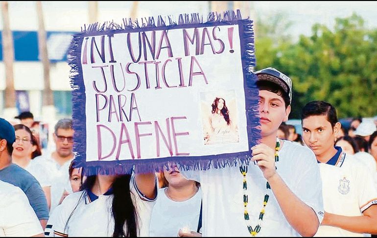 Familiares de Dafne Zapata mantienen sus protestas para dar con los culpables de su muerte. SUN