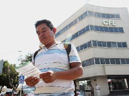 El procedimiento debe realizarse de manera presencial en los Centros de Atención a Clientes y requiere documentación específica, según el motivo de la solicitud. EL INFORMADOR/Archivo