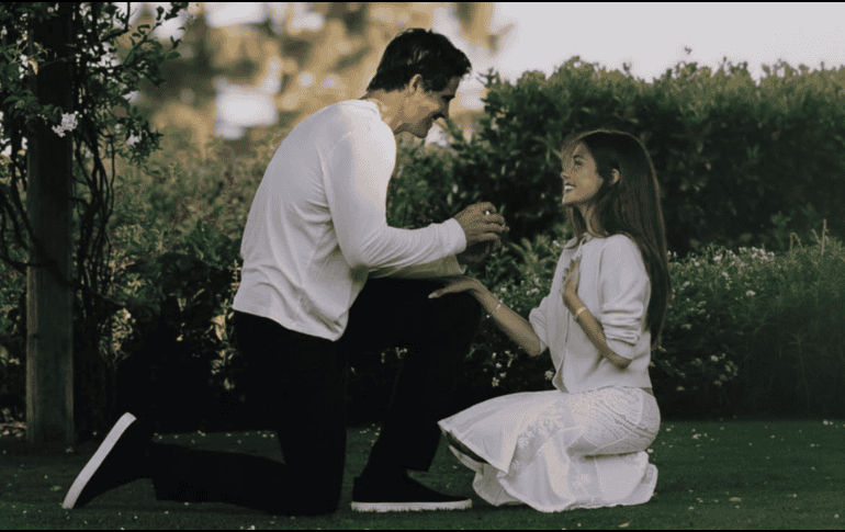 La pareja fue vista junta por primera vez el agosto pasado. Beer asistió a algunos partidos de los Chargers la temporada pasada, y ella y Herbert se besaron en la banda en un encuentro. ESPECIAL/ Facebook/ Madison Beer