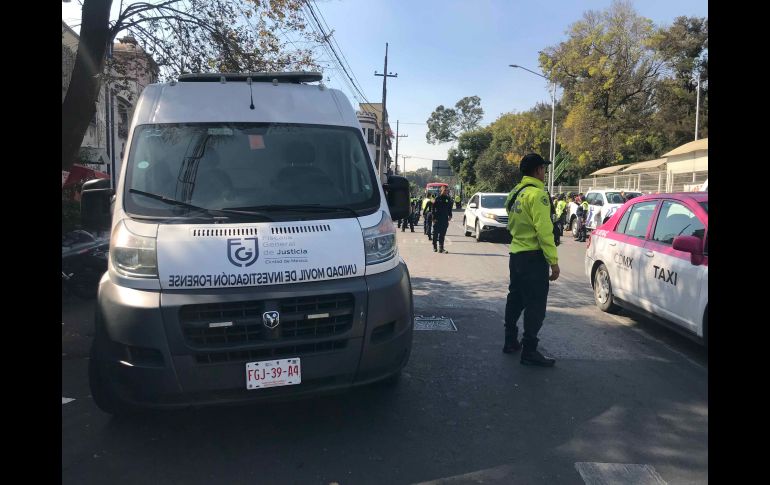 Un camión tipo torton se quedó sin frenos en la Calzada Ermita Iztapalapa, CDMX. SUN/ARCHIVO